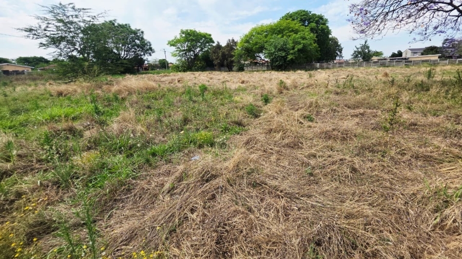 0 Bedroom Property for Sale in Oos Einde North West